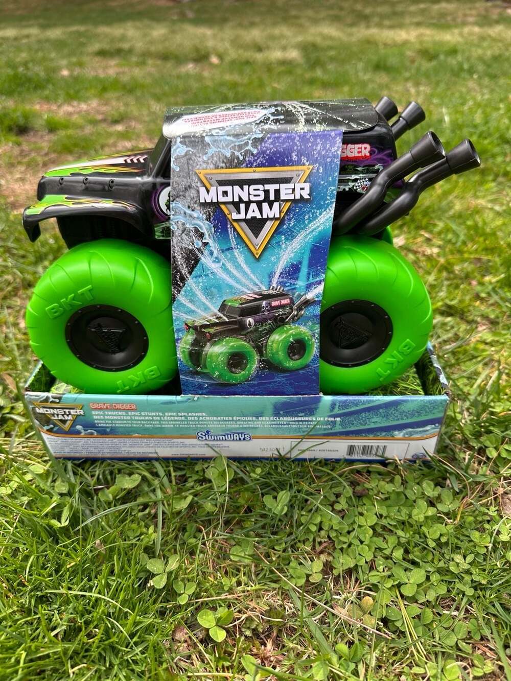 SwimWays Monster Jam Grave Digger Sprinkler